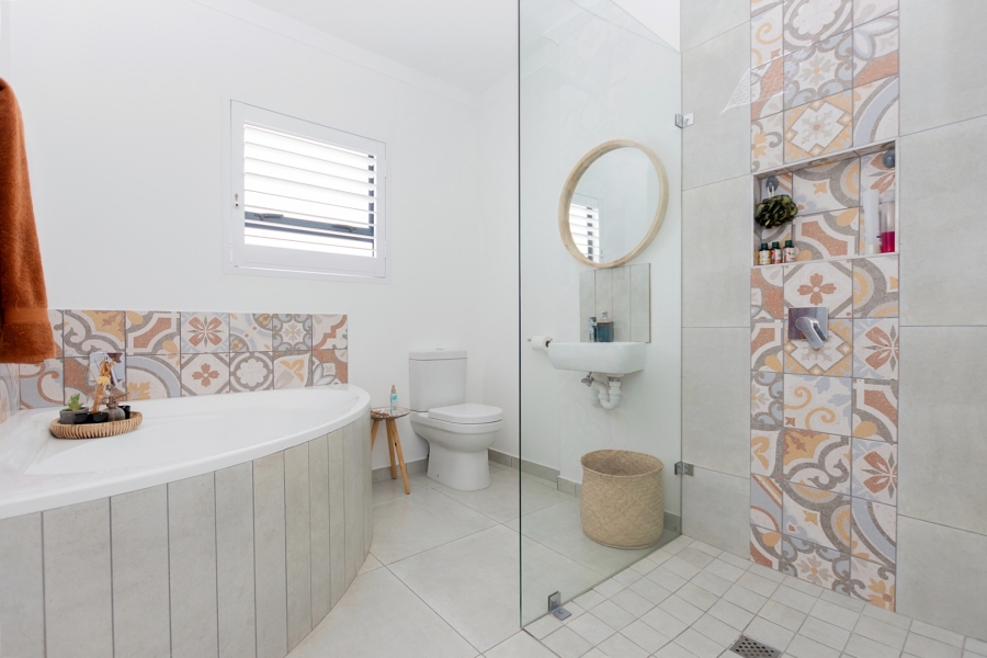 3 Bedroom Property for Sale in Britannia Bay Western Cape